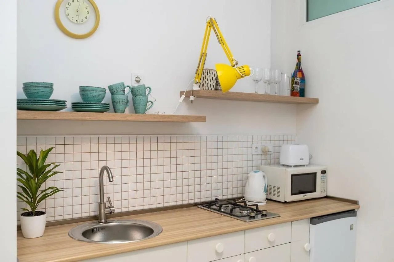 Lägenhet Chic 1Br Apt With Balcony - By Wehost Tbilisi